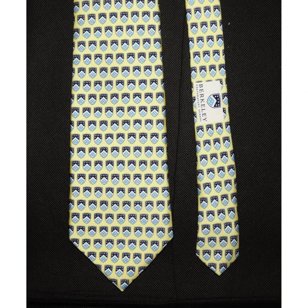 Vineyard Vines Berkeley Preparatory School Shield Logo 100% Silk Necktie‎ Tie